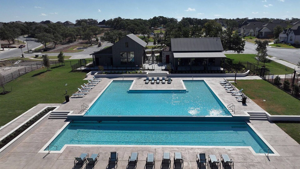 Kyle House | The Lone Star - A Perfect Place to Unwind