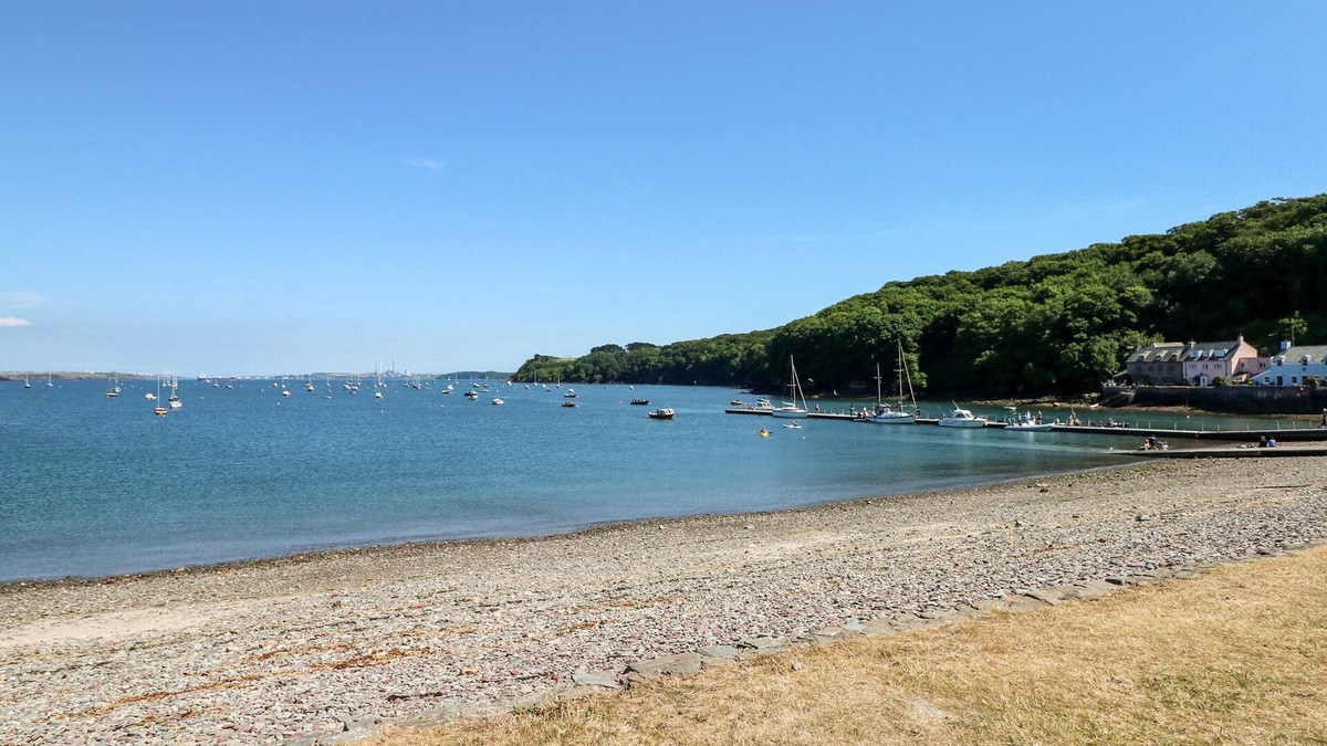 St Brides Cottage | The Long Barn