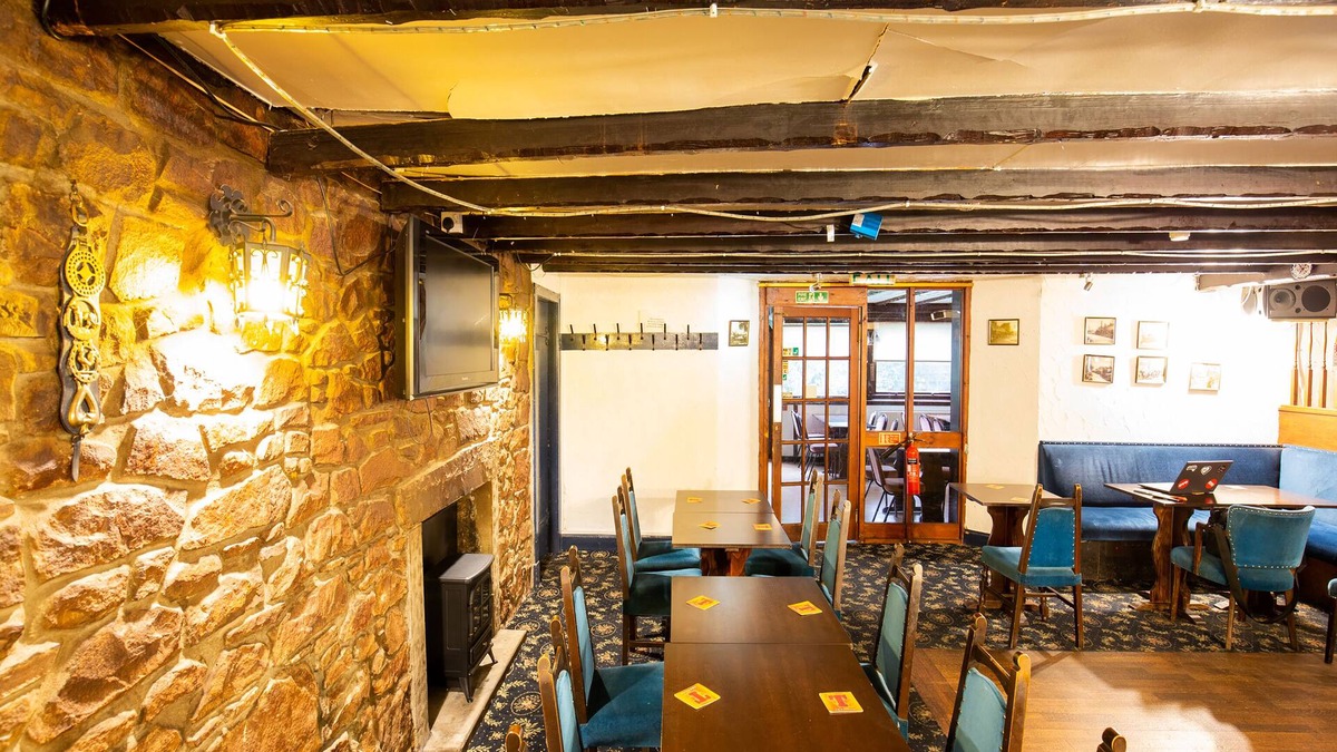 Longforgan Hotel | The Longforgan Coaching Inn