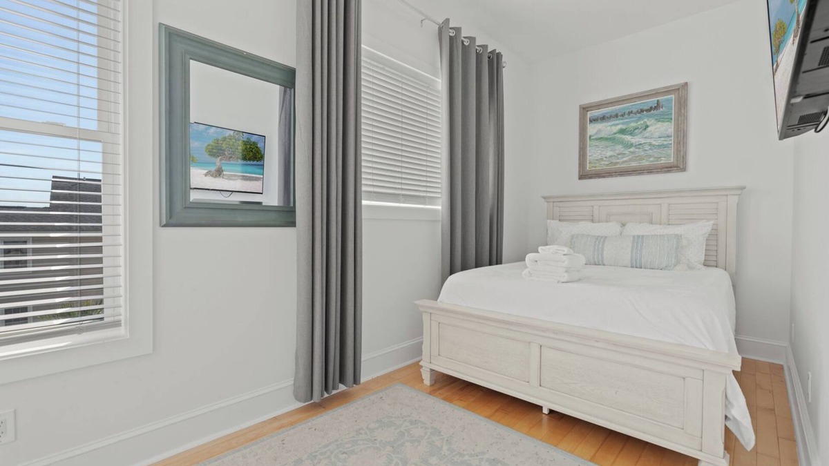 Charleston House | The Lookout- hot tub, heated pool, with marsh view