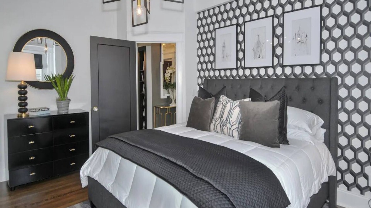 Cherokee Triangle House | The Louis on Longest - Prime Louisville Location! In the heart of the Highlands.