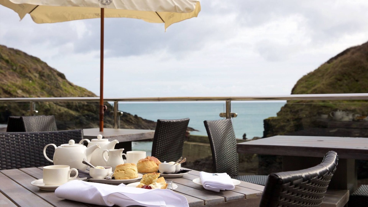 Portloe Hotel | The Lugger Hotel