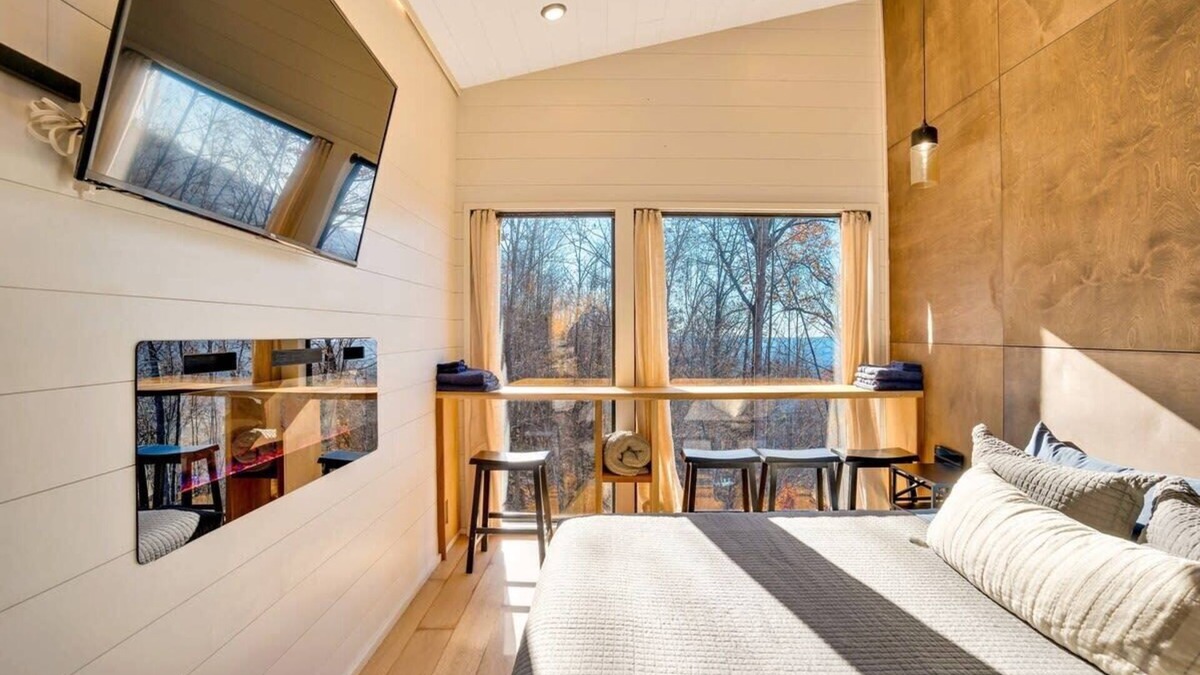 Lupton City Cabin | The Lumber Jack Pine Treehouse at Treetop Escapes!