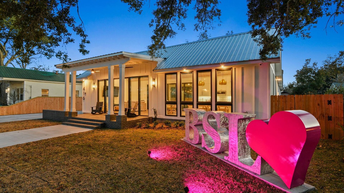 Bay St Louis House | The Luxe on Main is an Ultra-Modern, Trendy New Construction in Downtown BSL.