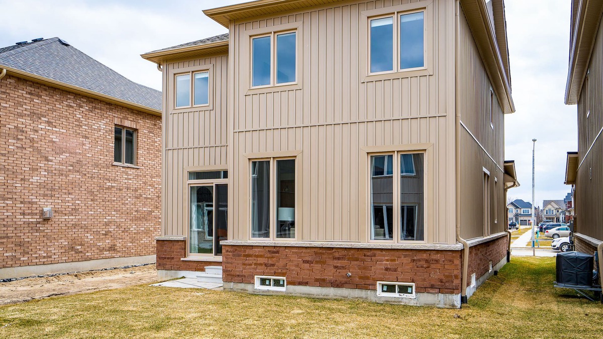 Collingwood House | The Luxurious, Charming and Elegant Home - The Sandstone!