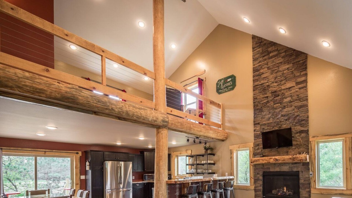 Wisconsin Dells House | The Luxurious Turkey Run