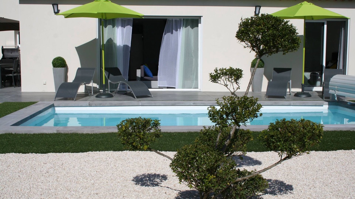 Saint-Marcel-de-Careiret House | The Mapokia1 air-conditioned villa with private heated pool near Uzés *.