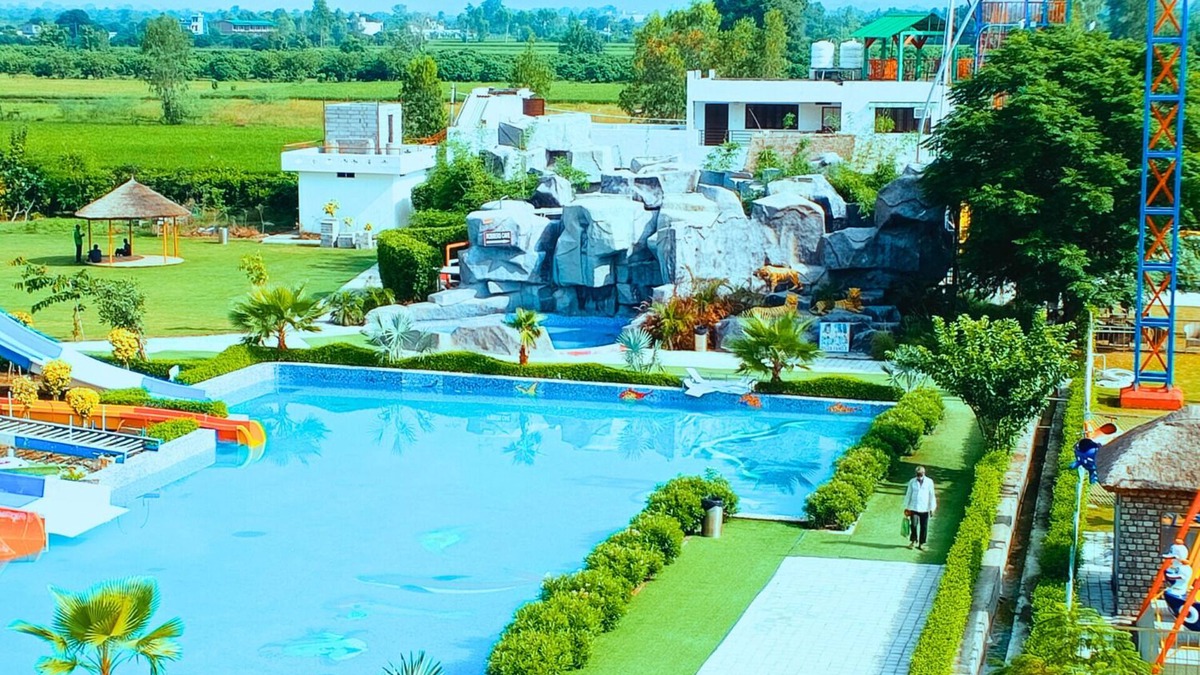 Bail Parao Hotel | The Maasai Mara Resort Water and Adventure Park Corbett