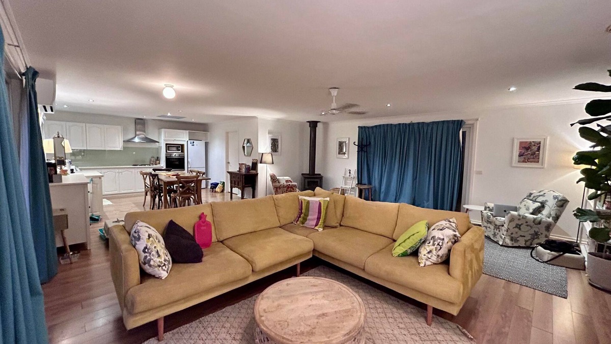 Venus Bay House | The Magic Beach Cottage, walking distance to beach