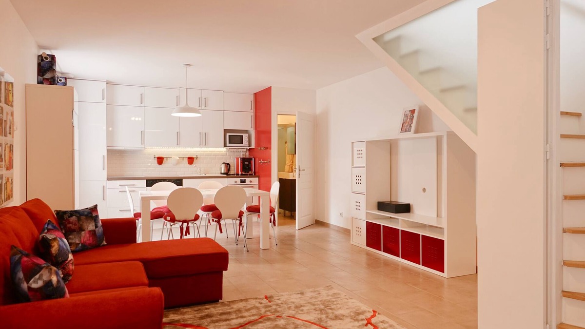 Beaune City Centre House | The Maison des Remparts in Beaune