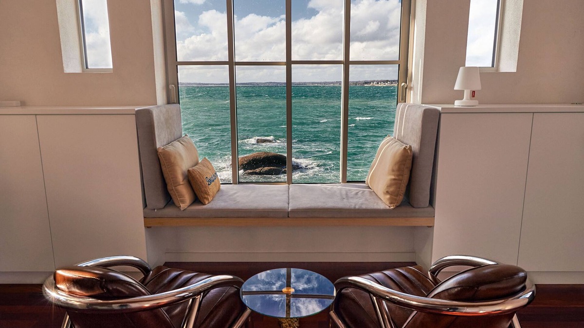 Kerherou House | The "Maison du Douanier", like a boat overlooking the Atlantic