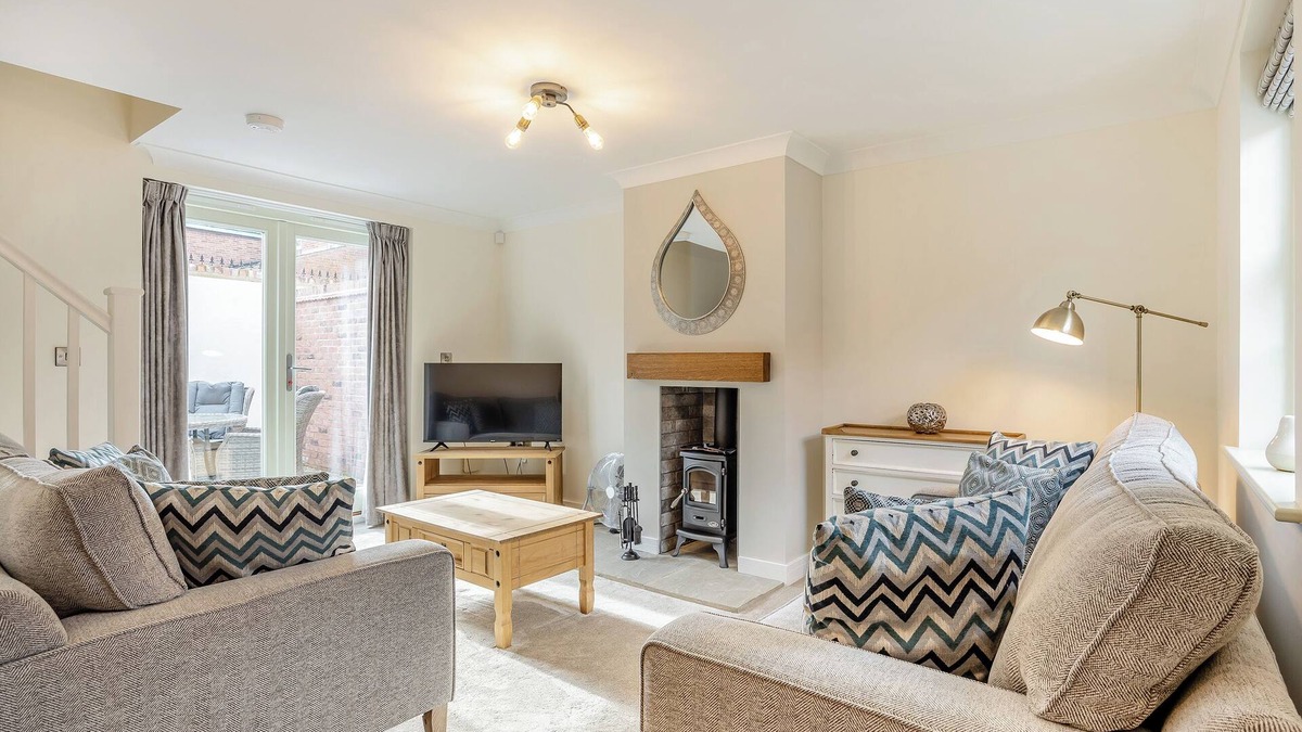 Frampton Cottage | The Malt House- UK34817