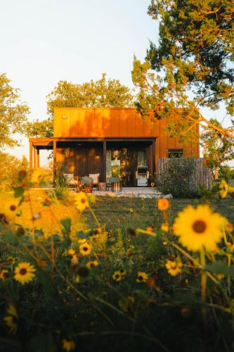 Stonewall Cabin | The Martinsburg
