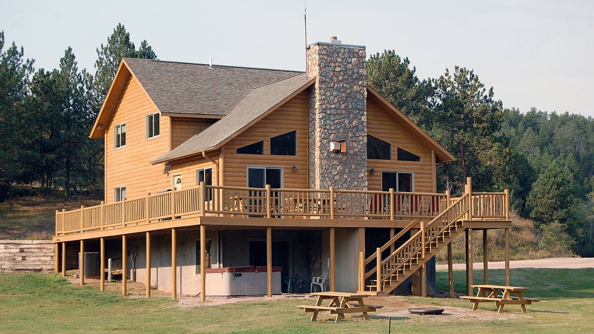 Hill City Cabin | The McCaskell Cabin- Nestled out in the countryside.