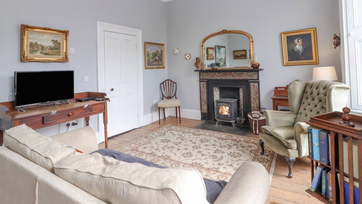 Kilrush Apartment | THE MERCHANT'S HOUSE, family friendly in Kilrush, County Clare