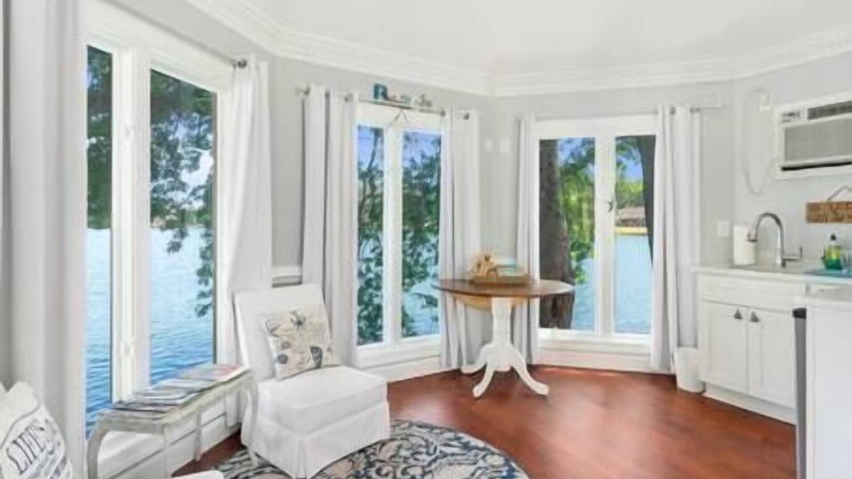Portsmouth House | The Mermaids Lair 🧜‍♀️