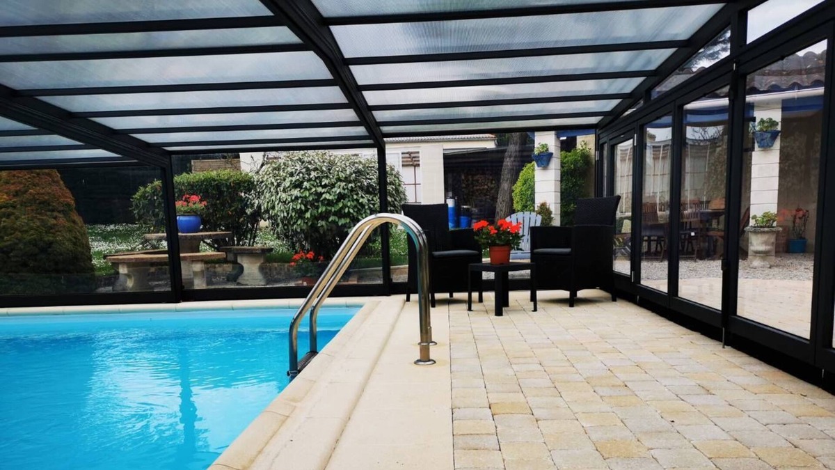 Le Douhet House | THE MIGNONNERIE LOFT WITH SWIMMING POOL