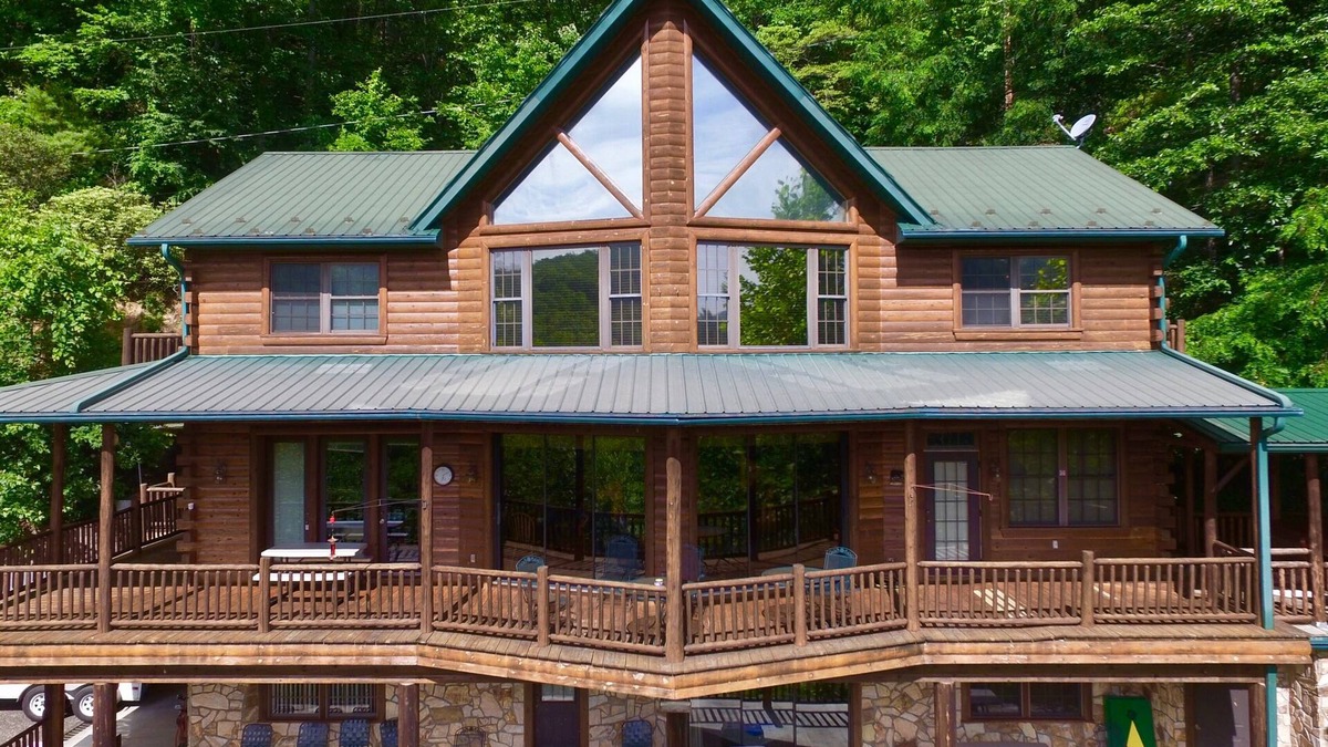 Cherokee Cabin | The Miller Family Lodge