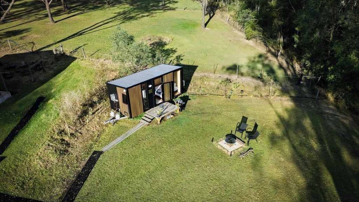 Mundoolun House | The Mini Chalet by Tiny Away