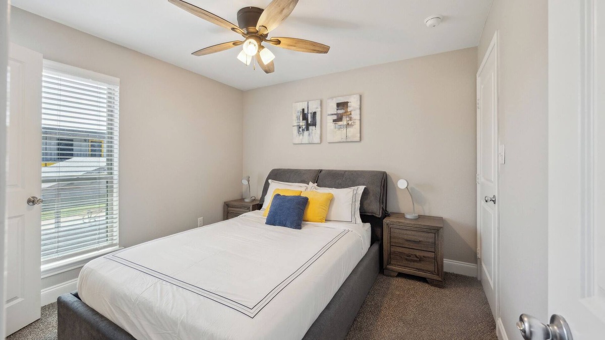 South Arlington Apartment | The Mirage 276 I Comfy 2 Bed 1.5 Bath