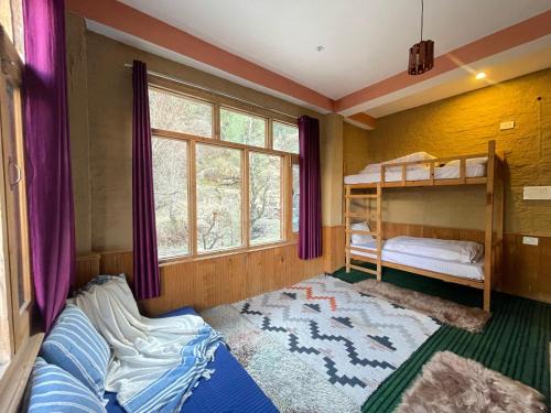 Shangarh House | The Missinɠ Peace