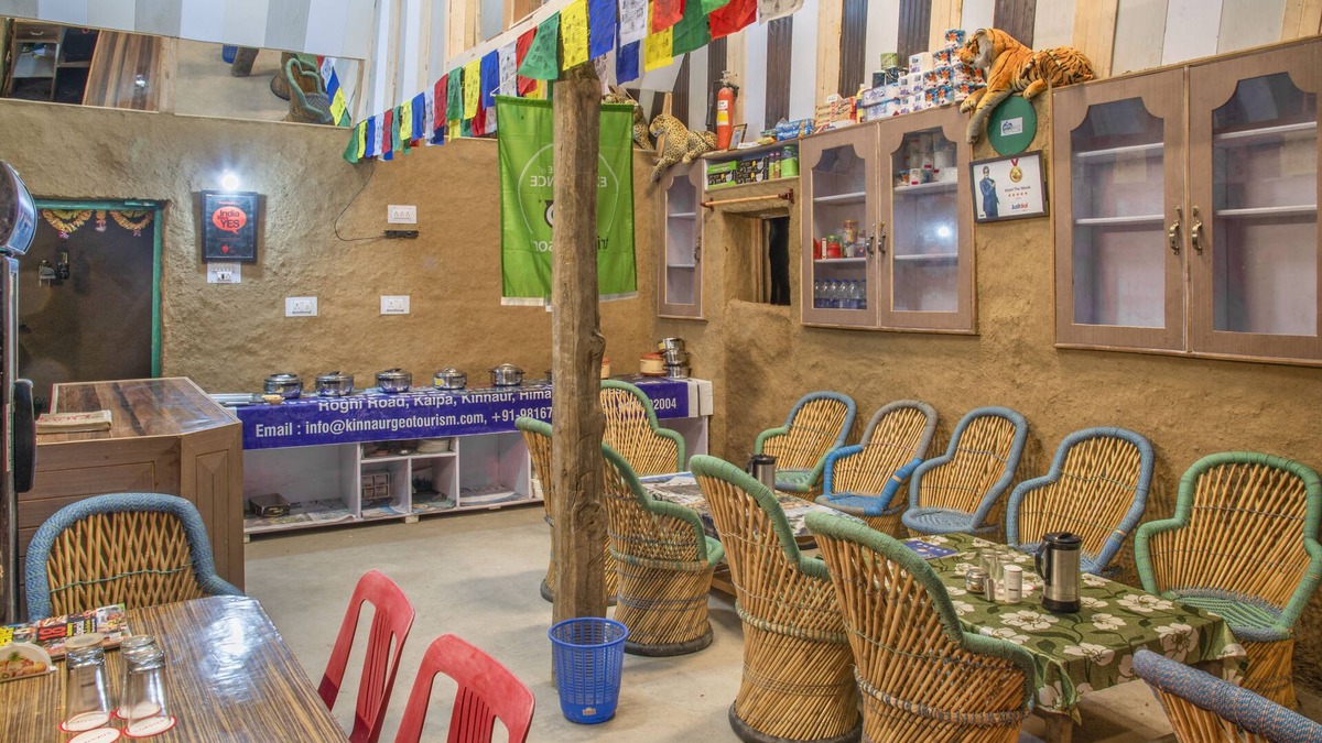 Kalpa Hotel | The monk by LivingStone Premium Room