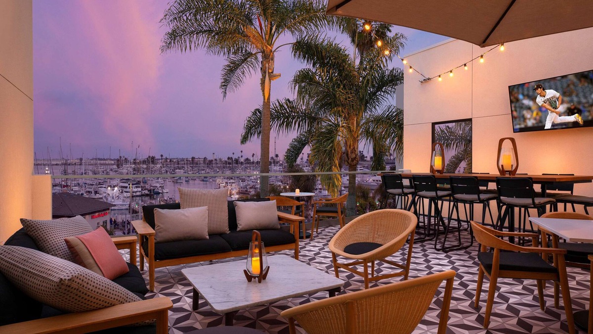 Roseville - Fleet Ridge Hotel | The Monsaraz San Diego, Tapestry Collection by Hilton