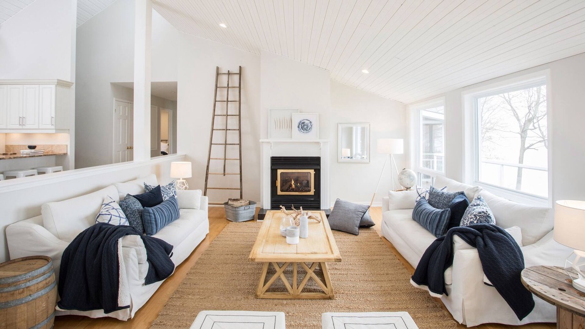 Picton House | The Montauk