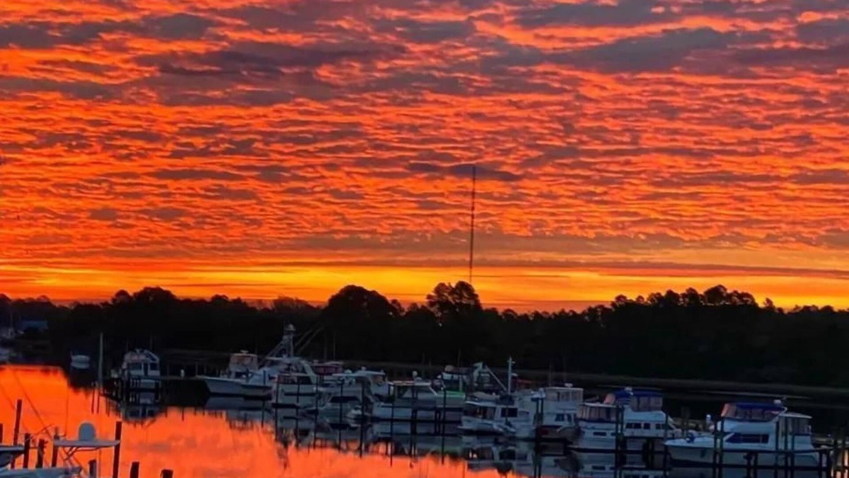 Carrabelle Hotel | The Moorings Hotel and Marina