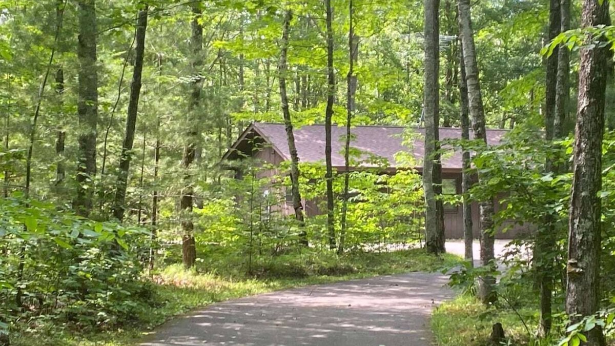 Hayward Cabin | The Morgan-Your Northwoods Escape!