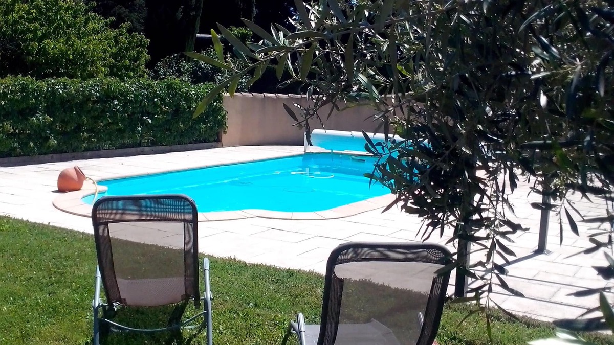 Cheval-Blanc Cottage | The Moulin de Milan cottage at Cheval Blanc between Alpilles and Luberon