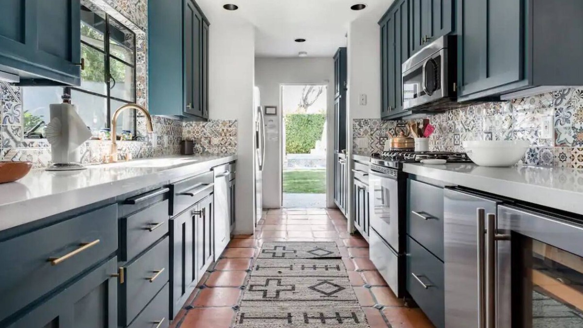Palm Springs Villa | The Movie Colony Villa a - 5 Bedroom Private Compound! Centrally Located