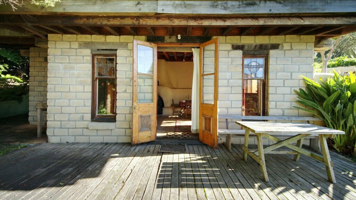 Pigeon Bay Apartment | The Mud House— earth studio in Pigeon Bay with views, wood-fired sauna & bath!