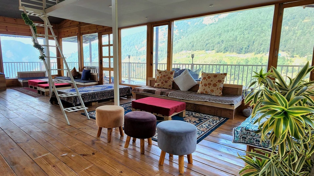 Naina Range Hotel | The Mystic Pines