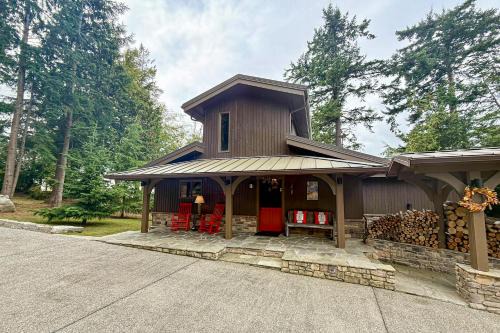 Anacortes House | The Nest on Guemes