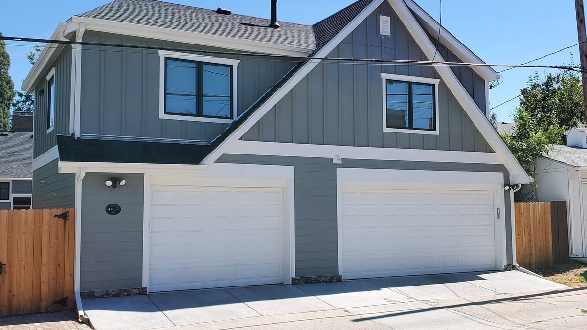 Berkeley House | The New Garage Mahal - A Touch Above