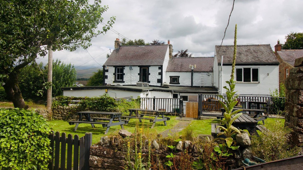 Brampton Cottage | The New Inn 1730