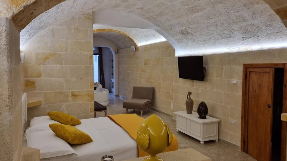 Centro Storico Apartment | The Newsstand - SUITE - a new experience of a relaxing vacation by the sea.
