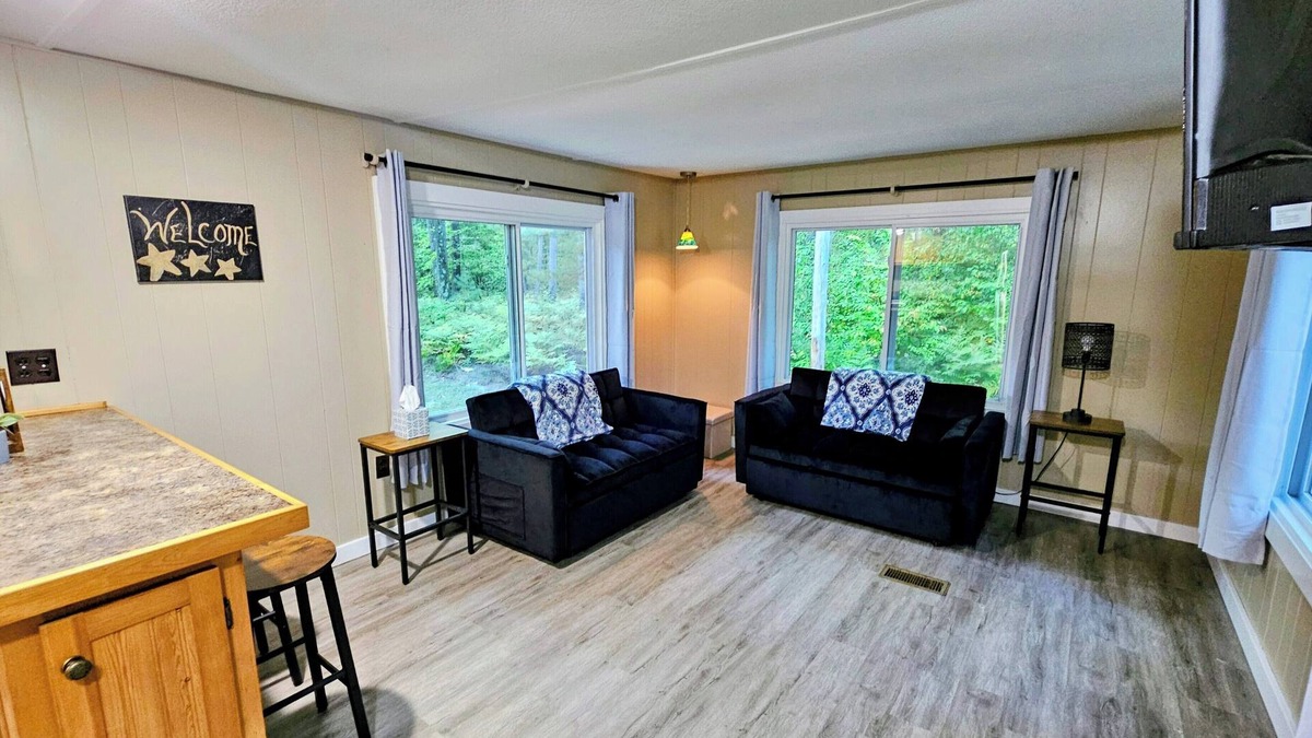 Luther House | The Northwoods Den- A terrific 2-bedroom house on 9 secluded acres in Luther MI