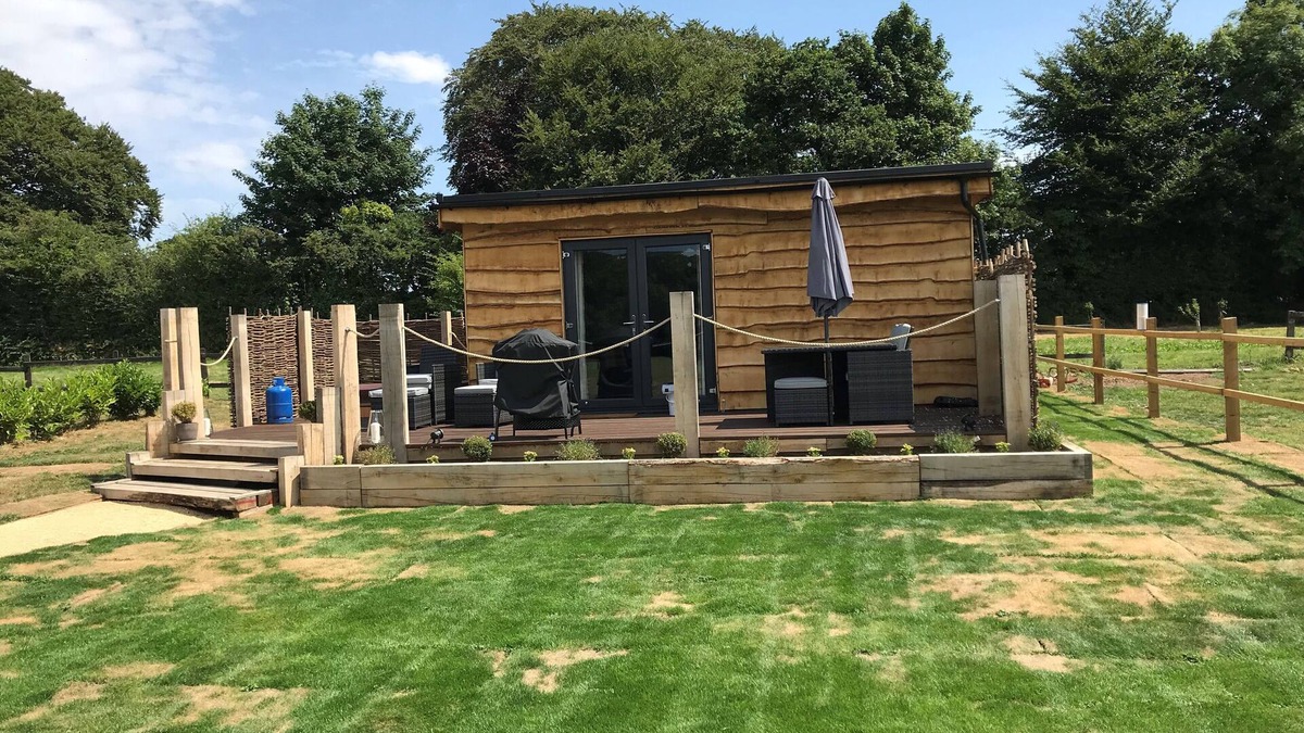 Otterford Ski Chalet | The Oak Escape in The Blackdown Hills near Taunton