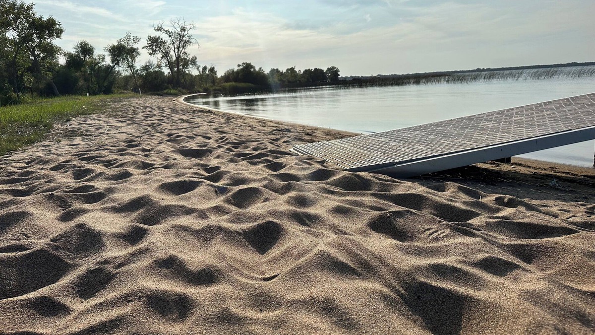 Battle Lake House | The Oaken House - A brand new home on Otter Tail Lake 700 ft of Sandy Beach!