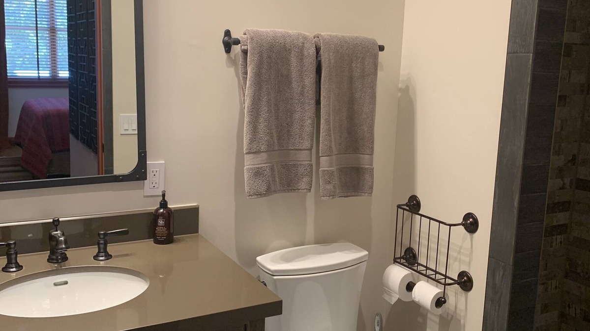 Los Alamos Apartment | The Oakley at the Los Alamos Mercantile