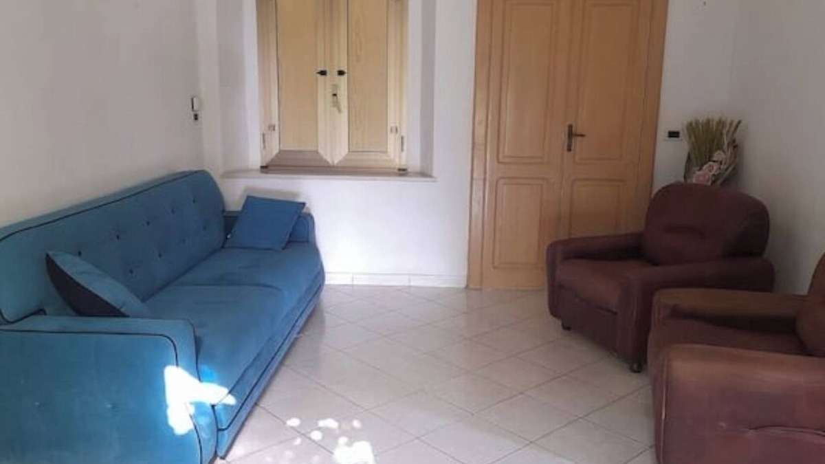 Paola Apartment | The Oaks. two-room apartment for 4.