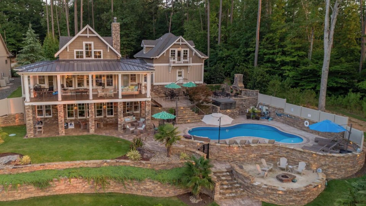 Littleton House | The Oasis at Lake Gaston - Heated Pool, Hot Tub, Pontoon Boat Rental Included!