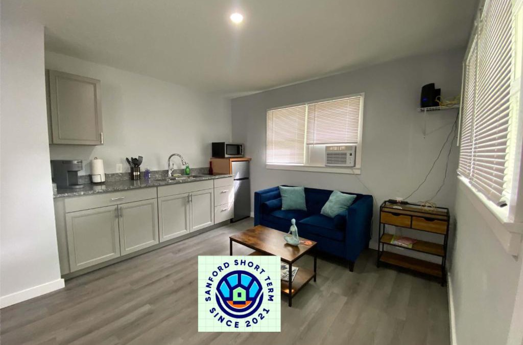 Sanford Apartment | The Oasis