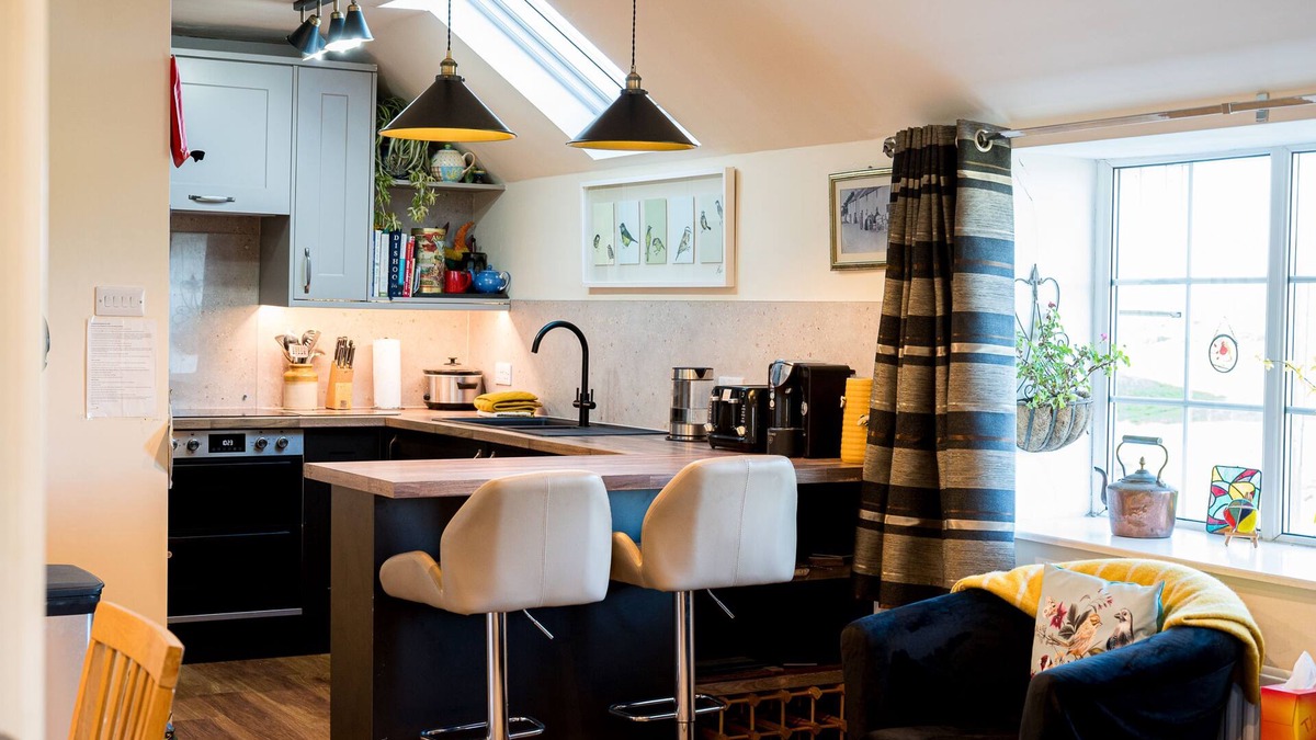 Kirkcudbright Cottage | The Old Blacksmith - a cottage that sleeps 6 guests in 3 bedrooms