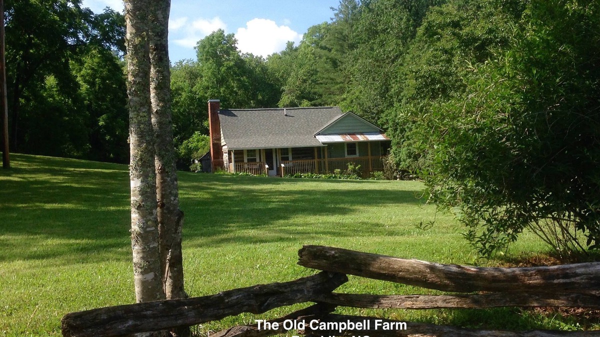 Franklin House | The Old Campbell Farm - a charming slice of 1884 history with a modern twist
