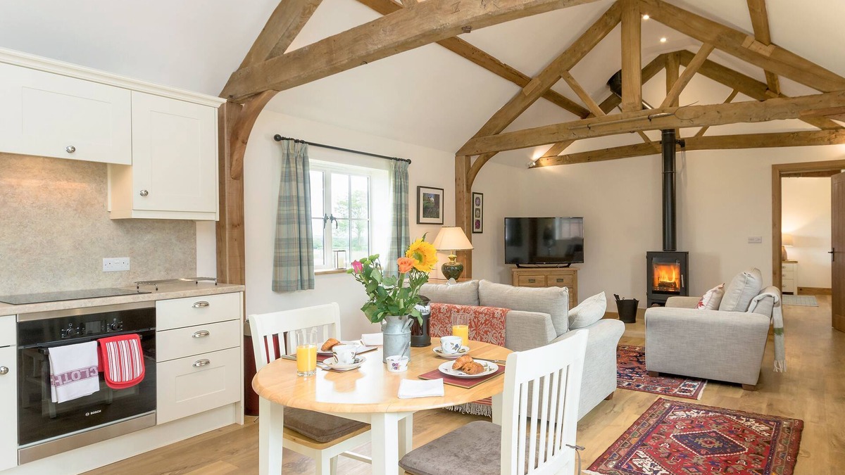 Bushton Cottage | The Old Dairy-UKC2112