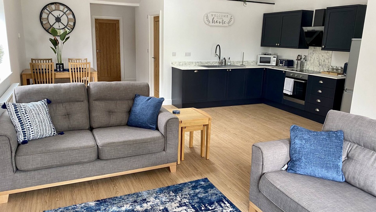 Holme Hale House | The Old Garage {Lodge One} 2 bedroom, beautiful countryside view’s