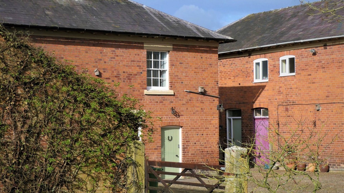 Ellesmere House | The Old Gun Room